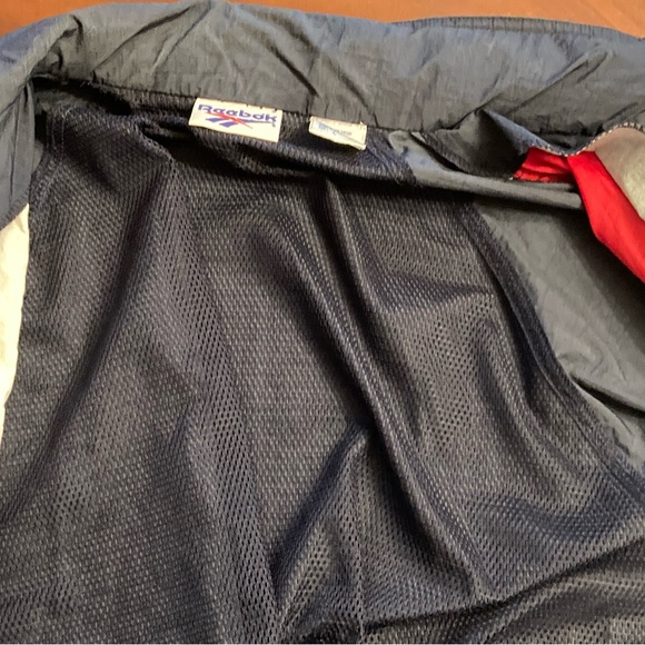 Vintage Reebok Winbreaker - Picture 6 of 8